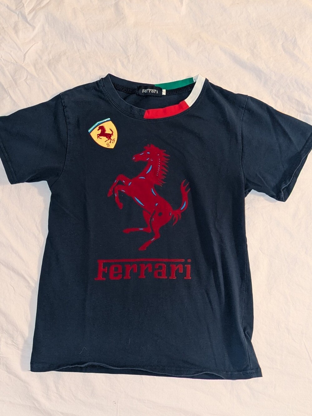 Ferrari T- shirt Logo Kids Sz Medium